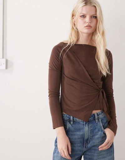 Reclaimed Vintage Reclaimed Vintage long sleeve tie side top in chocolate brown