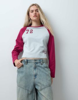 Reclaimed Vintage Reclaimed Vintage raglan collegiate tee in red and gray-MULTI