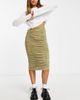 Reclaimed Vintage Reclaimed Vintage ruched midi skirt in green - 4