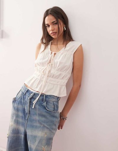 Reclaimed Vintage Reclaimed Vintage tie front top in ecru linen blend-Neutral