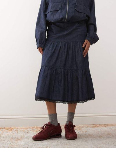 Reclaimed Vintage Reclaimed Vintage tiered midi skirt with lace trim in indigo denim-Blue