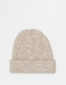 Reclaimed Vintage Reclaimed Vintage unisex beanie with branding in oatmeal-Neutral