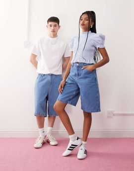 Reclaimed Vintage Reclaimed Vintage Unisex denim jorts in bleach wash-Blue
