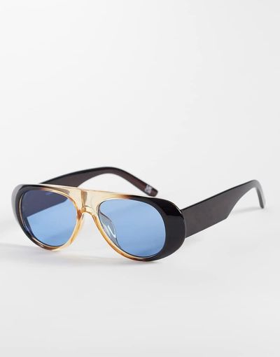 Reclaimed Vintage Reclaimed Vintage unisex visor aviator sunglasses with dark blue lens in ombre gray