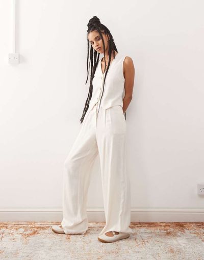 Reclaimed Vintage Reclaimed Vintage wide leg relaxed linen blend pants in neutral