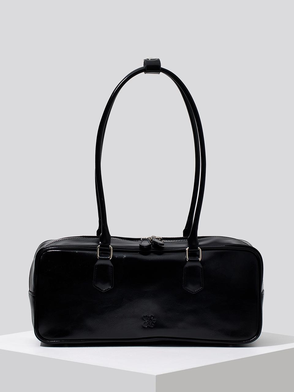 RECLOW SIO BAGUETTE SHOULDER BAG [BLACK]