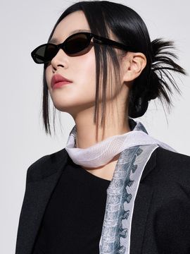 RECLOW Slim Oval Acetate Sunglasses [Black]