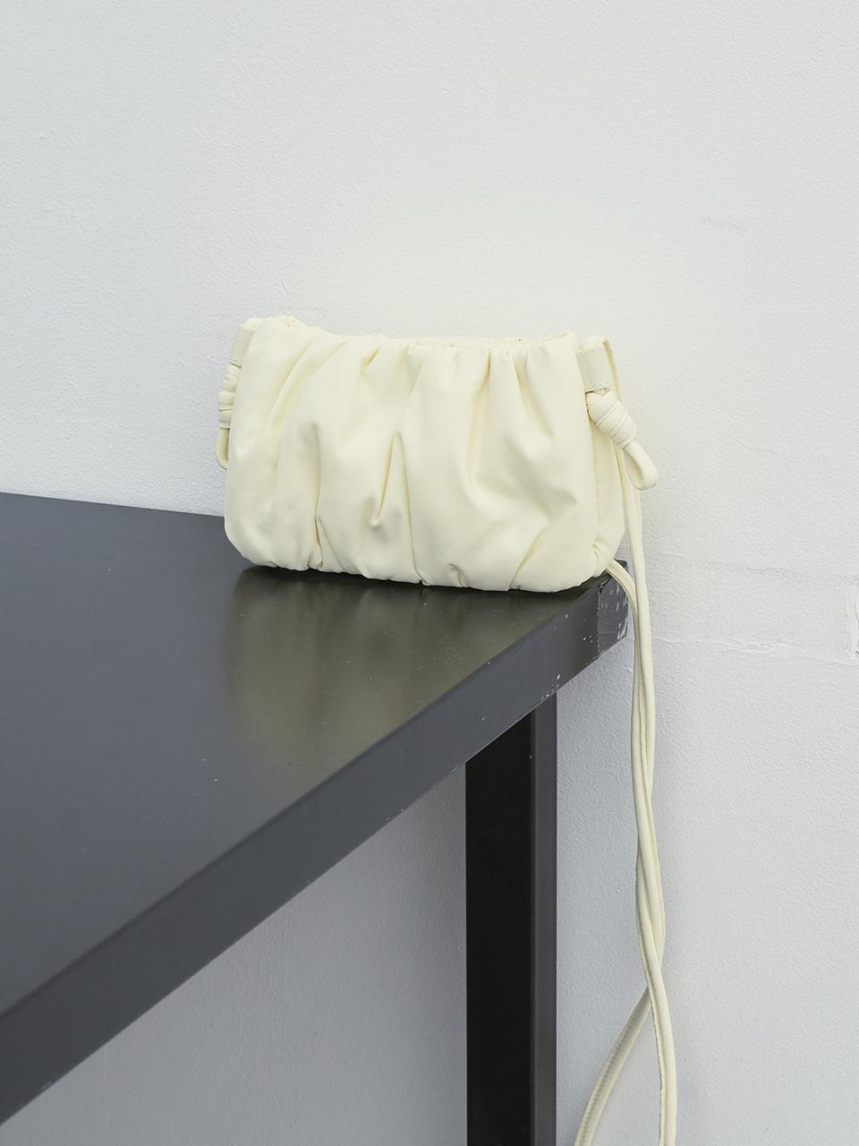 RE;CODE Cross Candy Horizontal Phone Bag