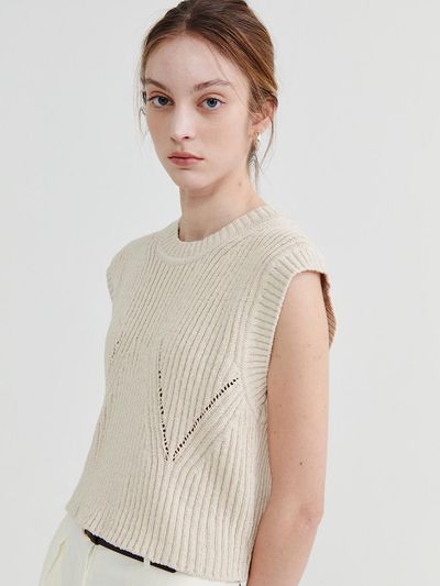 Recur,ecur Low slit vest