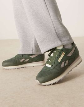 Reebok Reebok Classic leather sneakers in khaki-Green