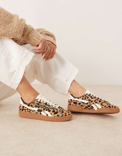 Reebok Reebok Club C Grounds in leopard print with pony hair-Neutral