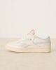 Reebok Reebok Club C Revenge Vintage sneakers in off white - 2
