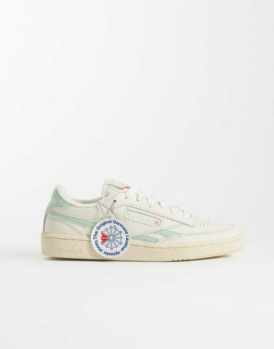 Reebok Reebok Club C Revenge vintage women's sneakers in off-white