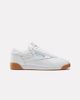 Reebok Reebok Freestyle Lo sneakers in white with gum soles - 4