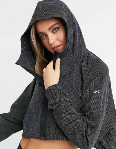 Reebok Reebok woven crop jacket in black