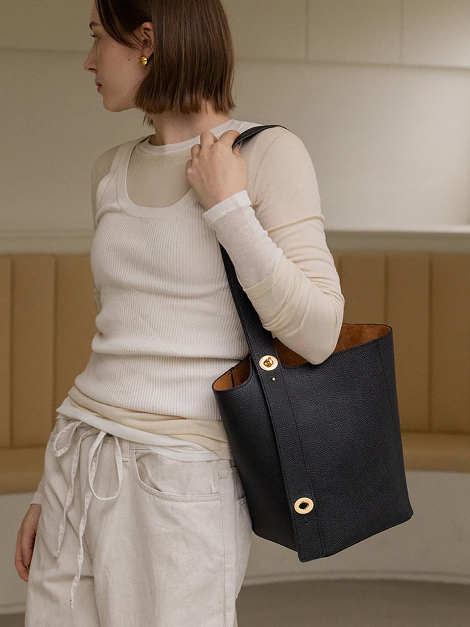 REFRAME 2-Way Bucket Bag Ople Leather_Black