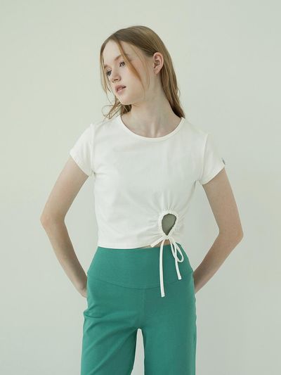 REINAMORA Cut-out Front Short Sleeve T-shirt_White