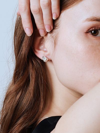 REINDEER Zero Earrings 07