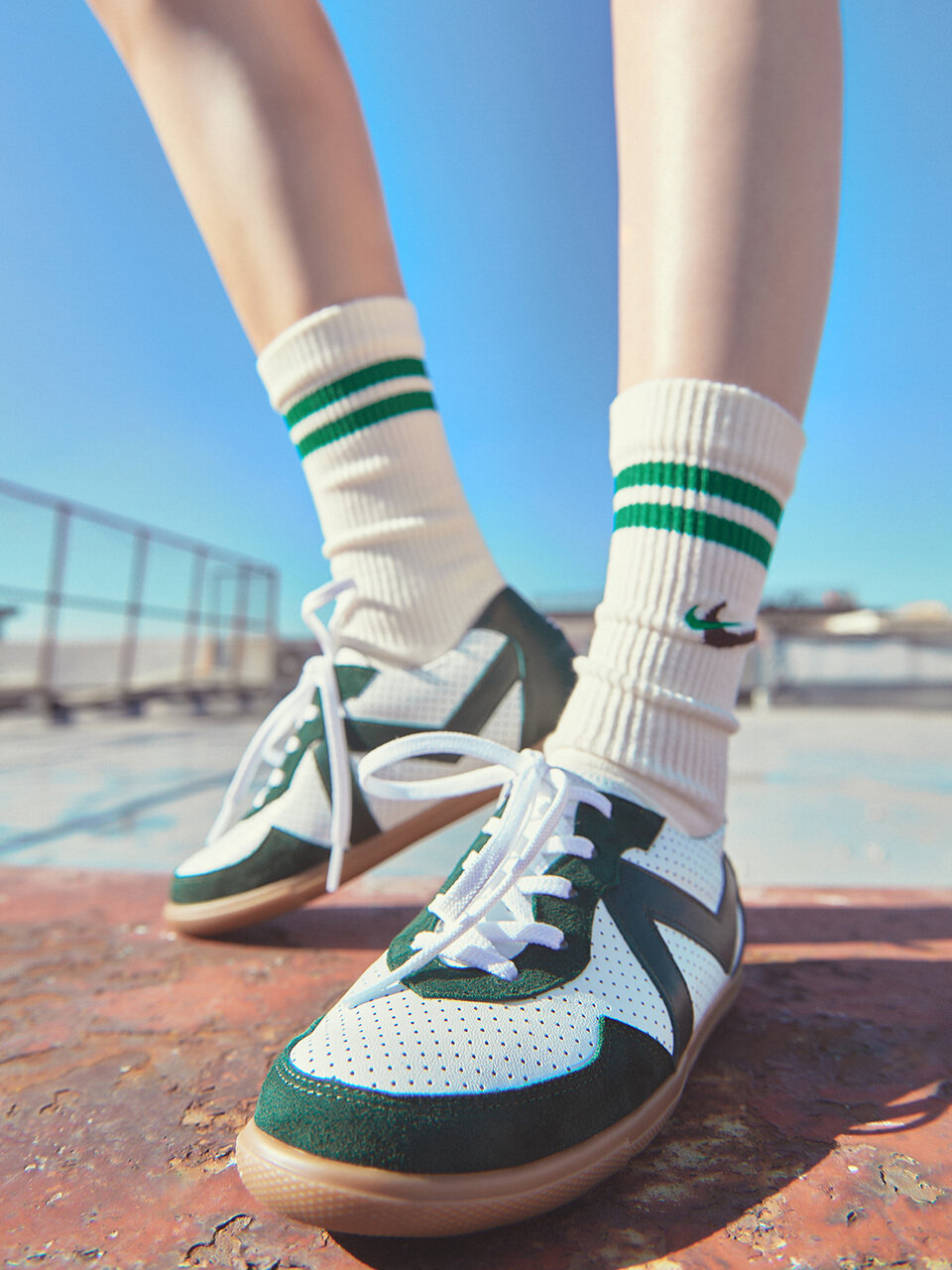 REKKEN Cozy Sneakers