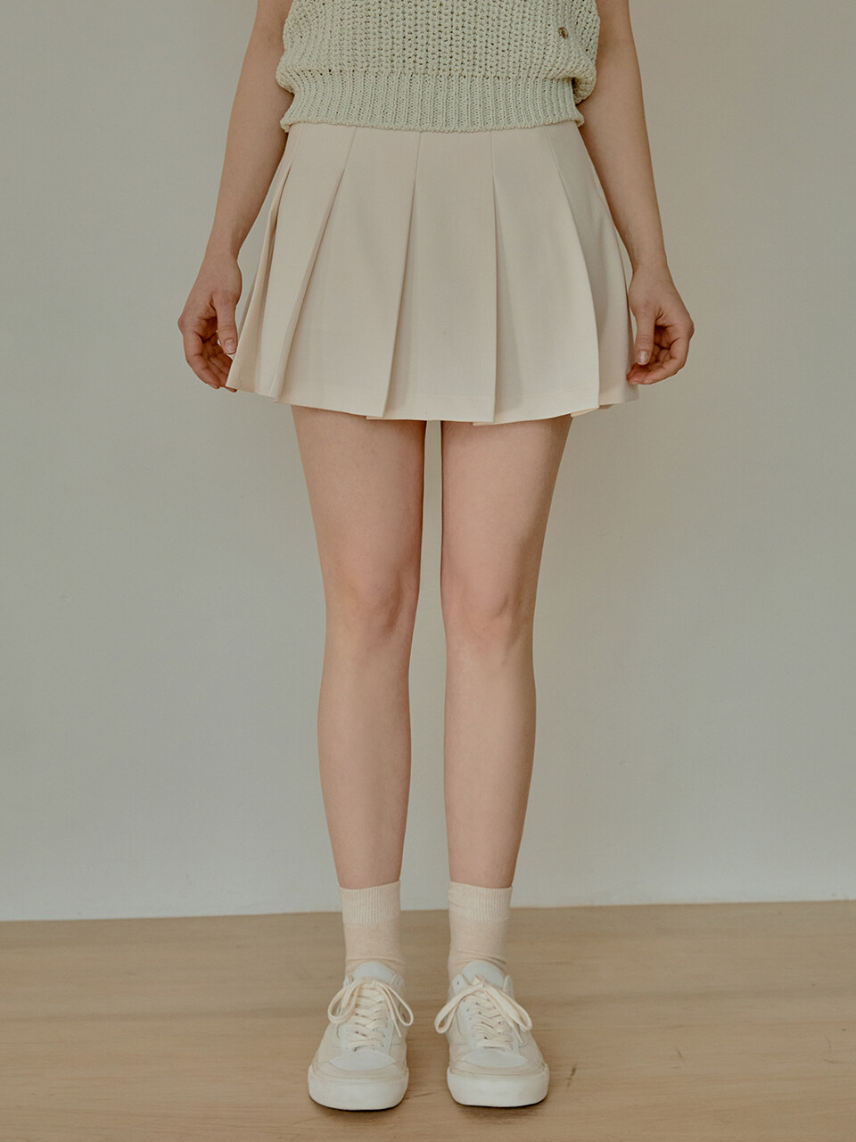 RE_L Flow Pleats Mini Skirt (Black)