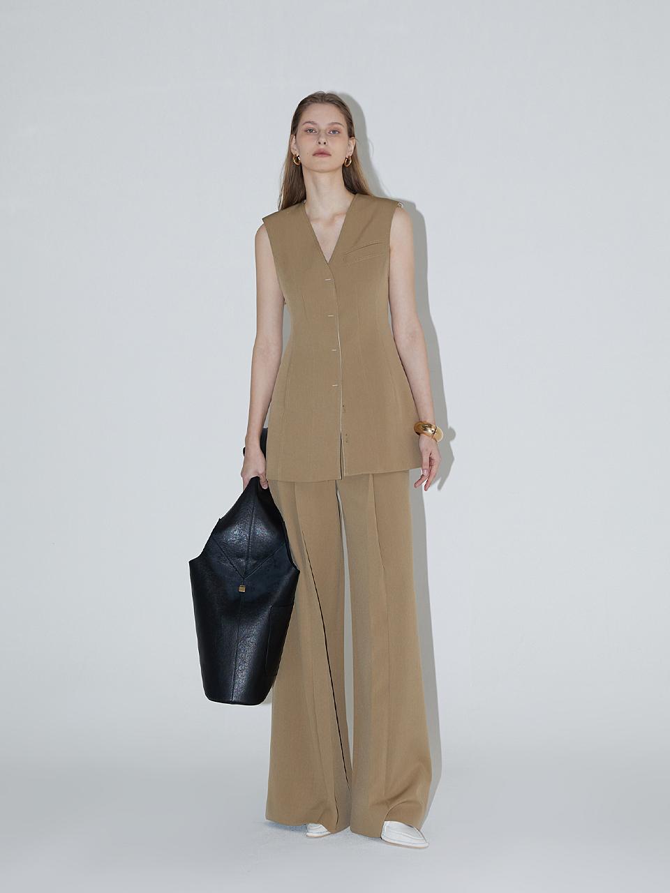 RENEJ Ava Vest Dress [BEIGE]