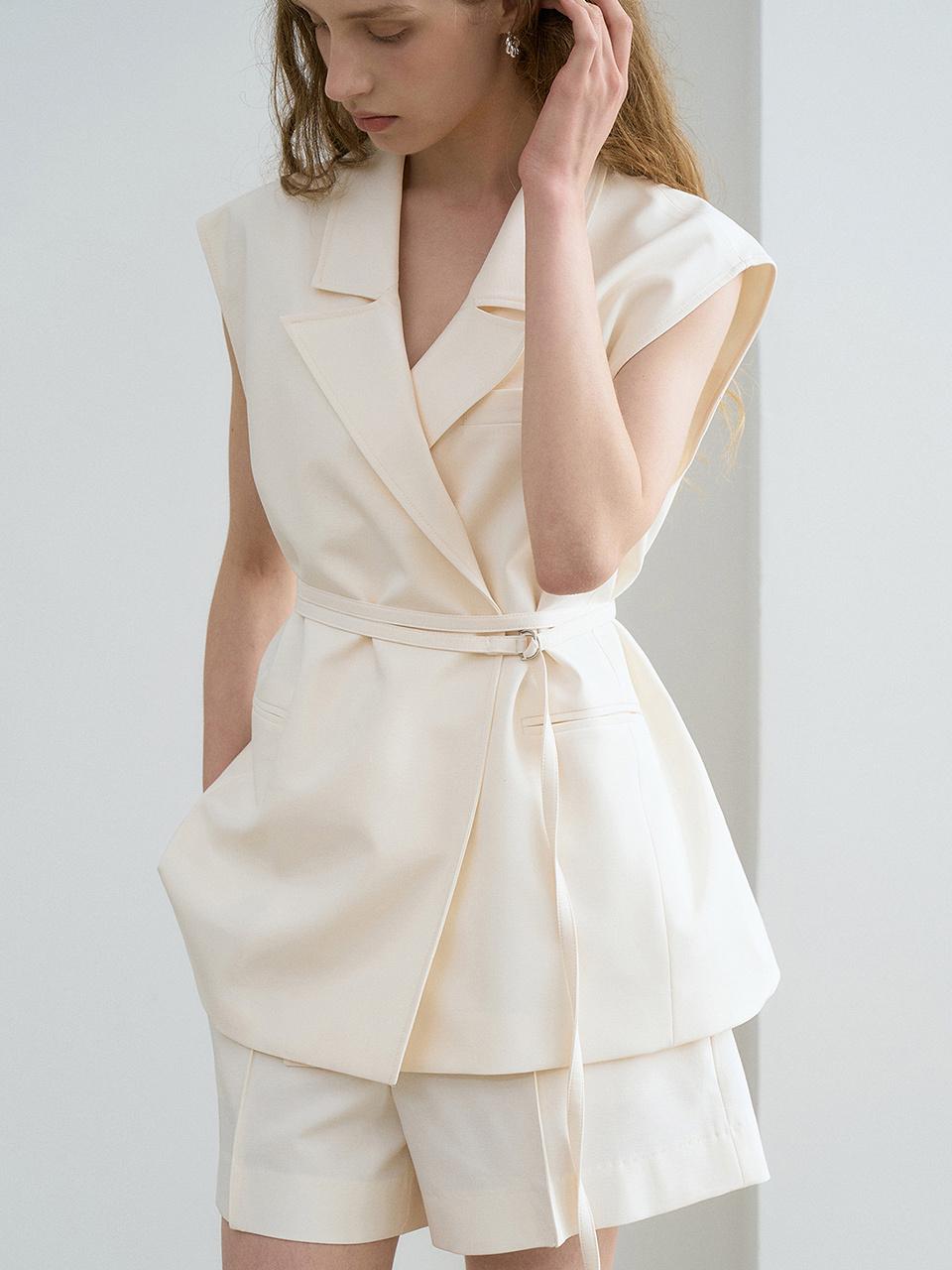 RENEJ Belted Minimal Vest