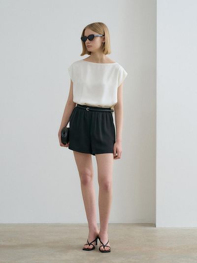 RENEJ Slit Banding Shorts