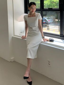 REORG Draw Bud Half Dress
