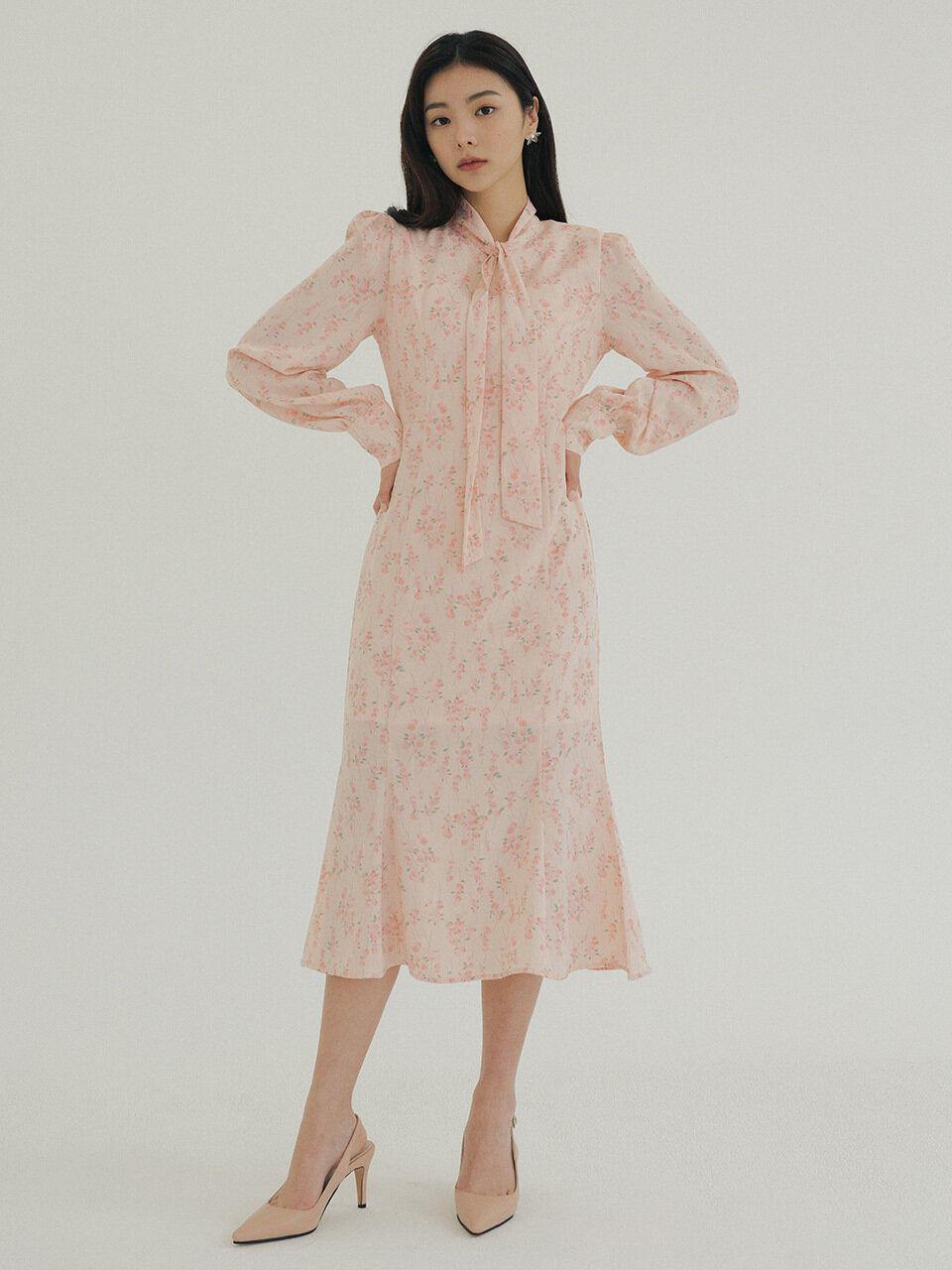 REORG KACK Ribbon Flower Pattern Long Dress (Peach)