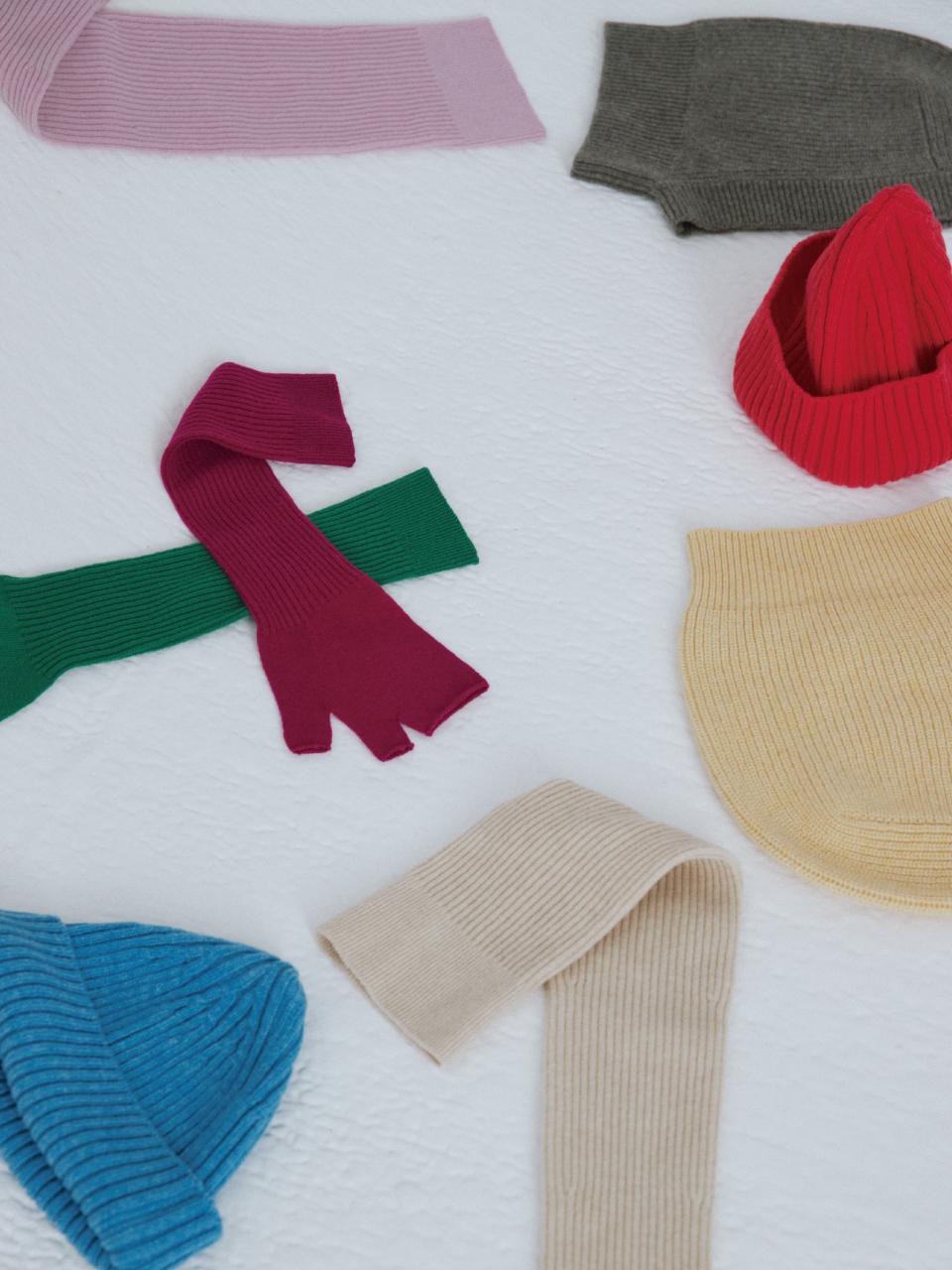 REPLAIN Pure Wool Balaclava