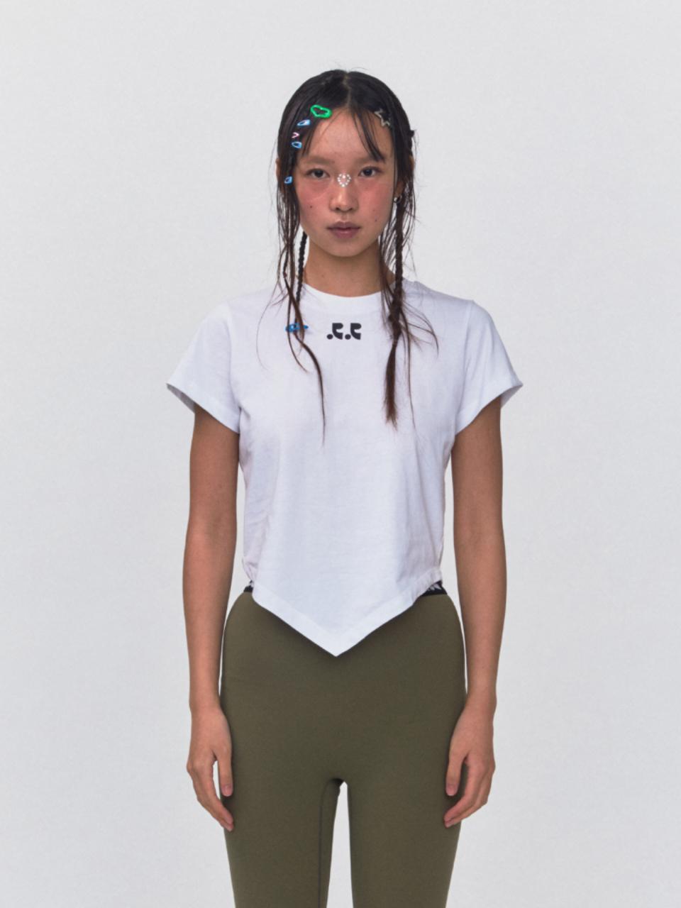 Rest&Recreation Arrow Point Top_White
