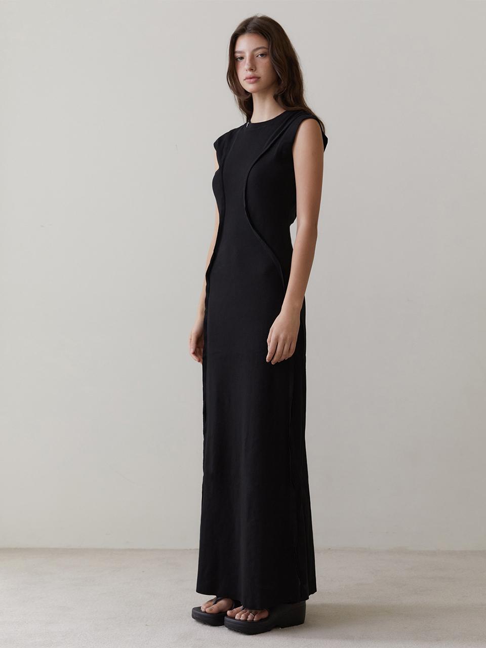 REVOIRSIS RVIS cut-out maxi dress black