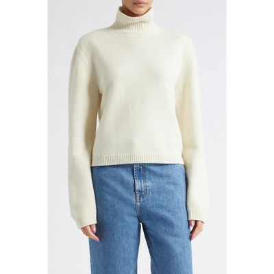 Róhe Róhe Statement Shoulder Wool & Cashmere Crop Turtleneck Sweater