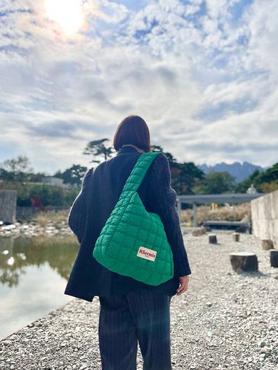 RHEEMIN Biscuit Quilted Big Nugget Tote Bag -  Green