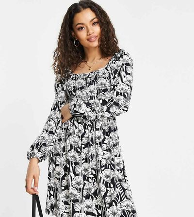 River Island Petite River Island Petite shirred detail mini dress in black floral