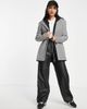 River Island River Island houndstooth check nipped dad blazer in black - part of a set - 2