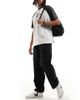 River Island River Island loose fit cargo pants in black - 2