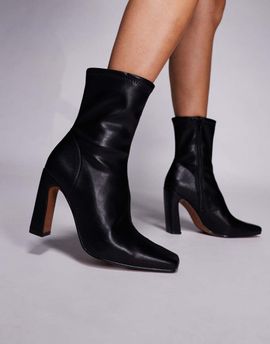 River Island River Island square heel stretch boots in black