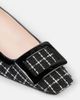 Roger Vivier Roger Vivier Belle Vivier bouclé pumps - 6