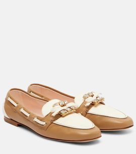 Roger Vivier Roger Vivier Embellished leather boat shoes