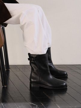 ROH SEOUL Buckled ankle boots Black