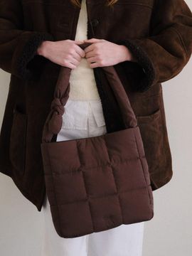 ROH SEOUL Square padding shoulder bag Bread brown