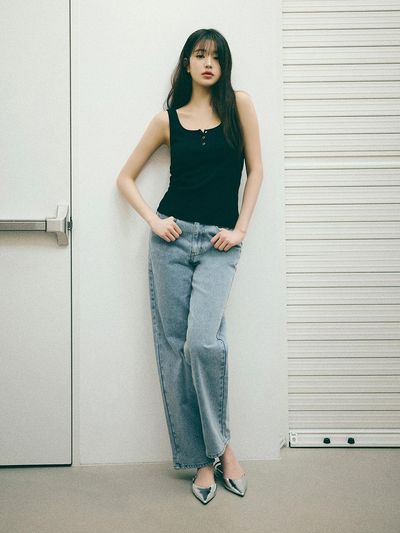 ROLAROLA Classic Fit Denim Wide Pants [Light Blue]