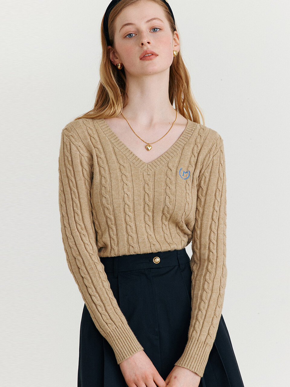 ROLAROLA Rola V-neck Cable Knit_Beige