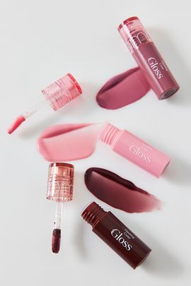 rom & nd rom & nd Beauty Glasting Color Mini Lip Gloss in Strawberry Tteok at Urban Outfitters