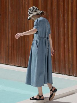 ROOMPACKER Carney Back Button Denim Dress [Light Blue]