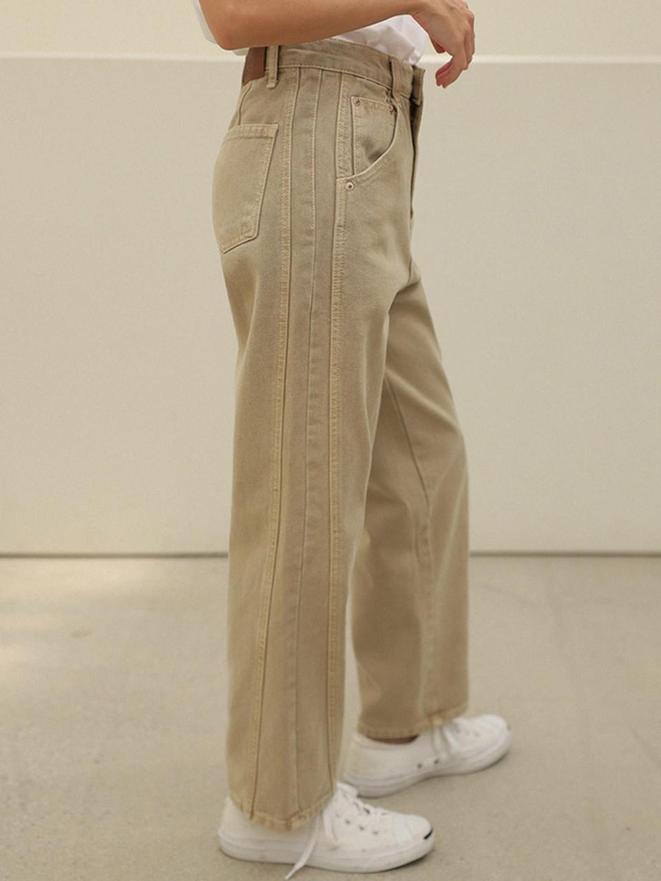 ROOMPACKER Pigment Diagonal Cut Semi-Baggy Cotton Pants