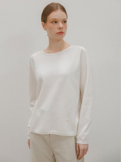 ROOMPACKER Seamless Wool-Viscose Pearl Detail Sweater