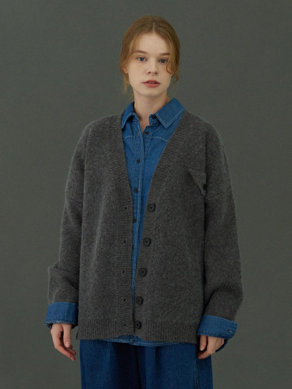 ROOMPACKER Textured Wool V-neck Loose Fit Cardigan
