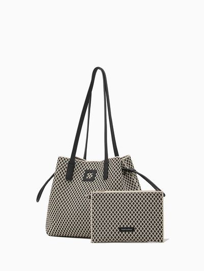 ROUGE & LOUNGE Diamond Pattern Knit Leather Shoulder Bag